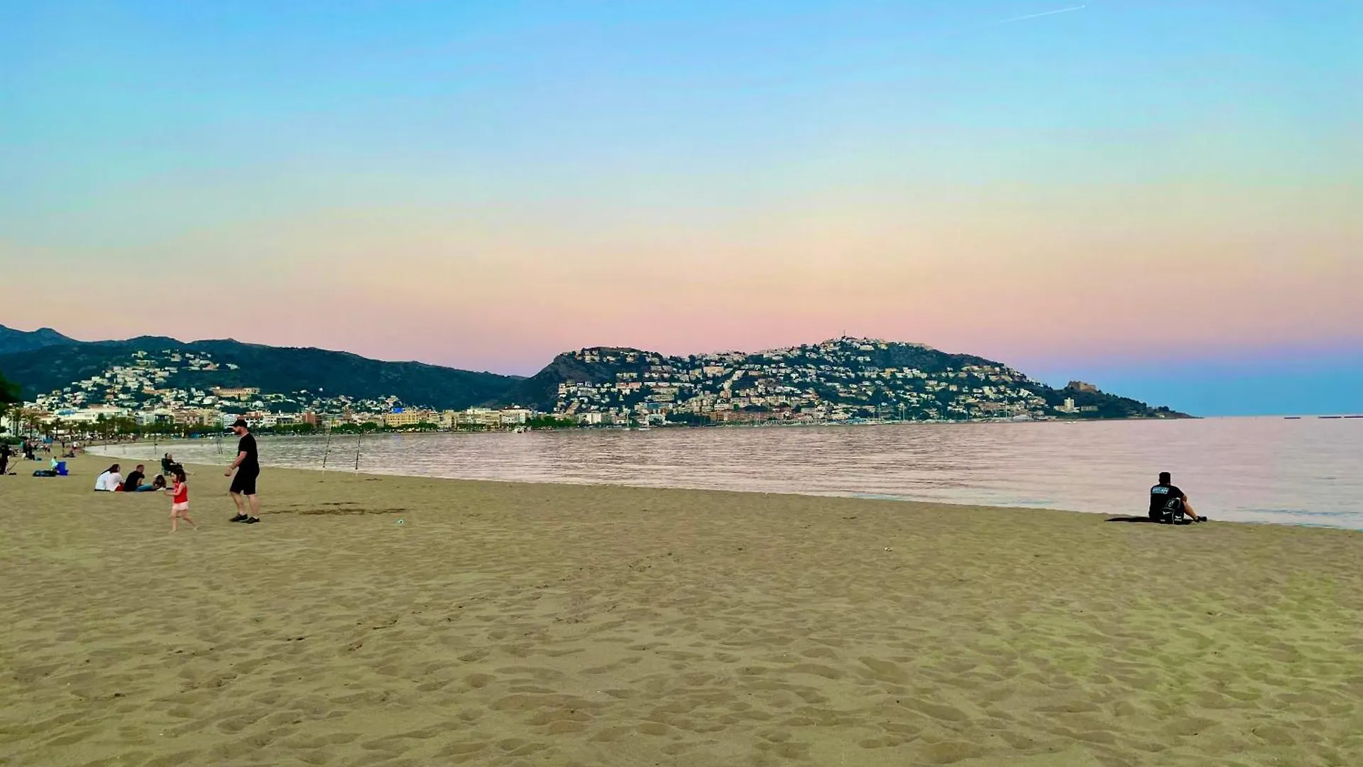 Santa Beach Roses 0*,  Hiszpania
